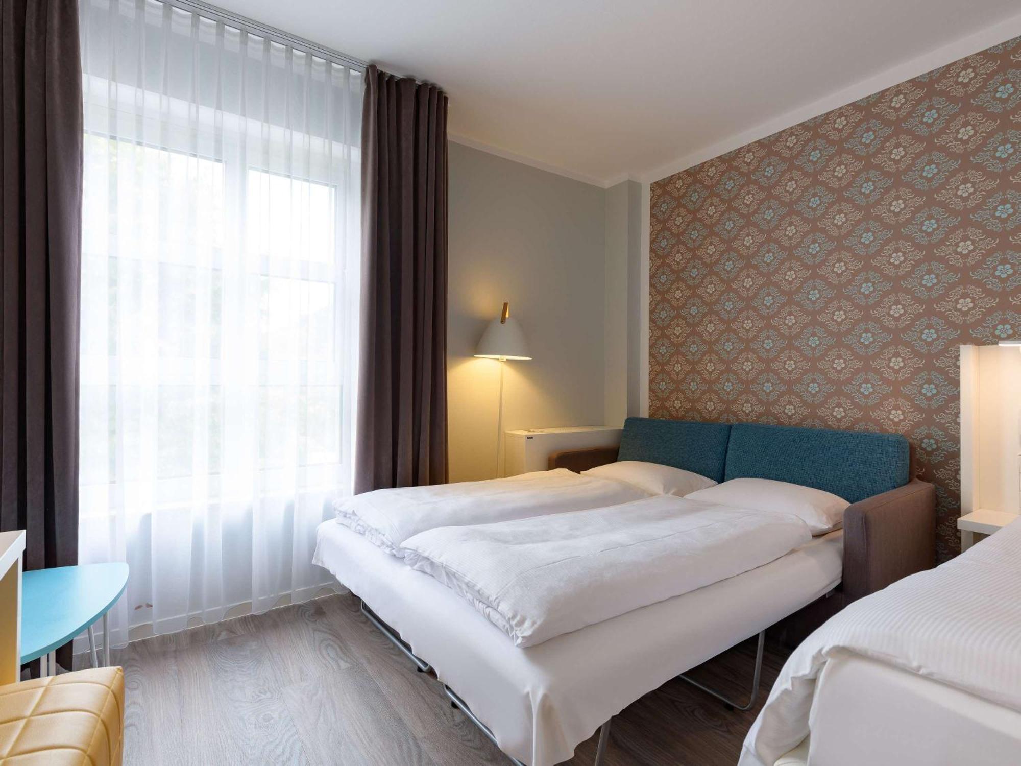 ไอบิส สไตล์ เรเกนส์บวร์ก Hotel ภายนอก รูปภาพ